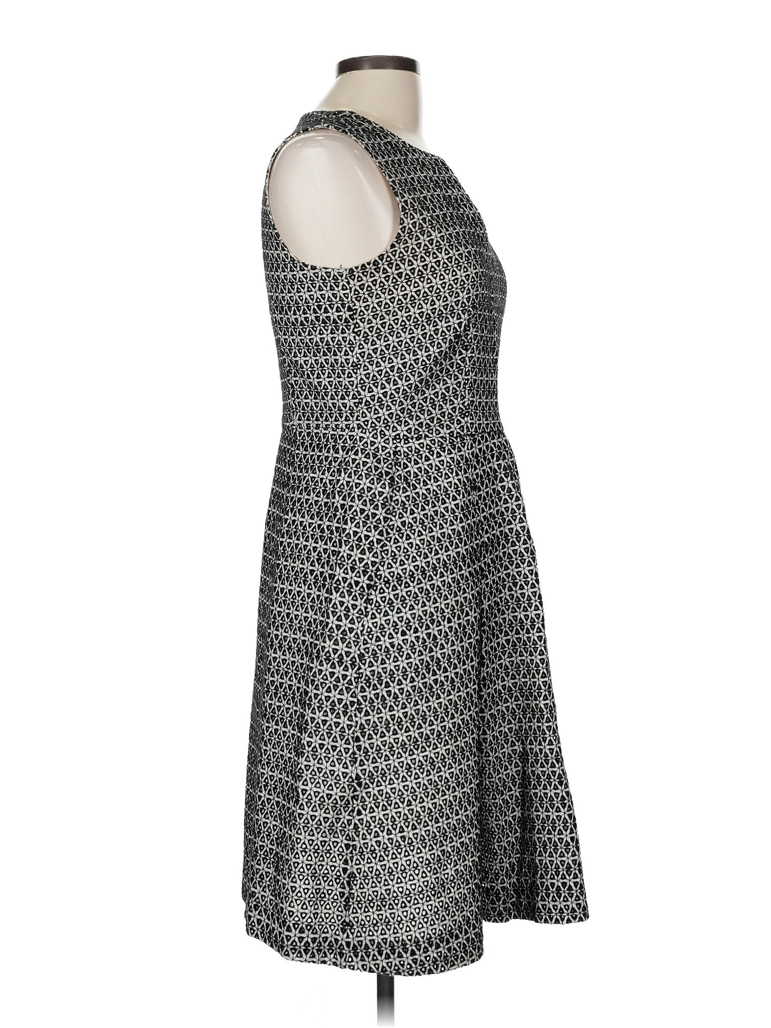 3 size - 8
