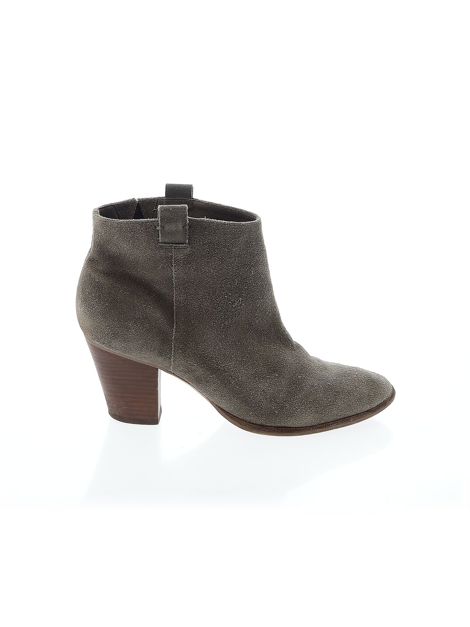 1 shoe size - 9