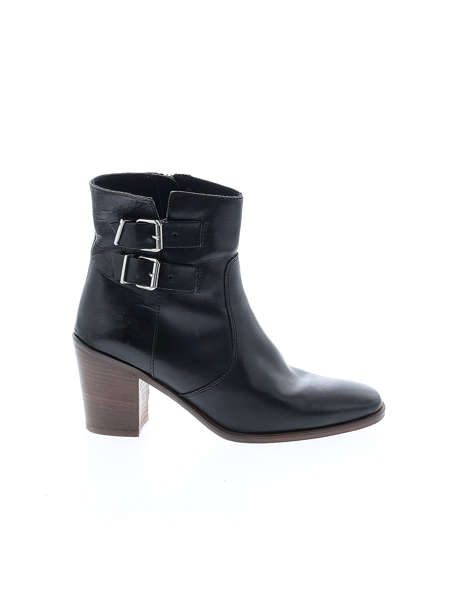 1 shoe size - 9