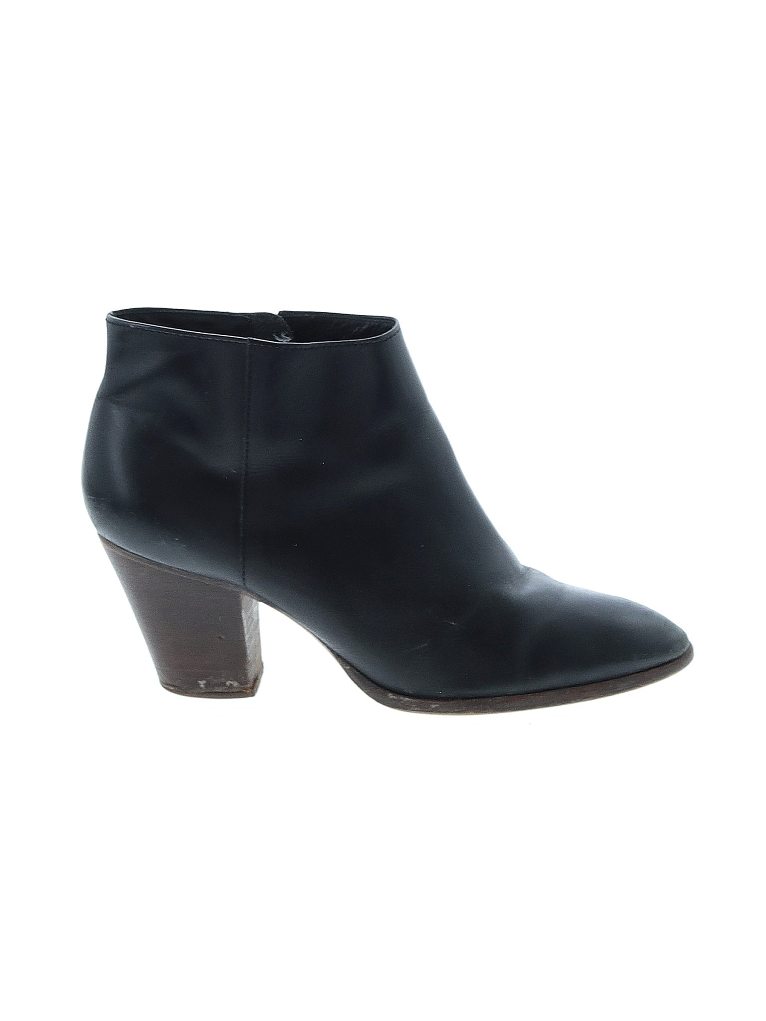 1 shoe size - 9 1/2