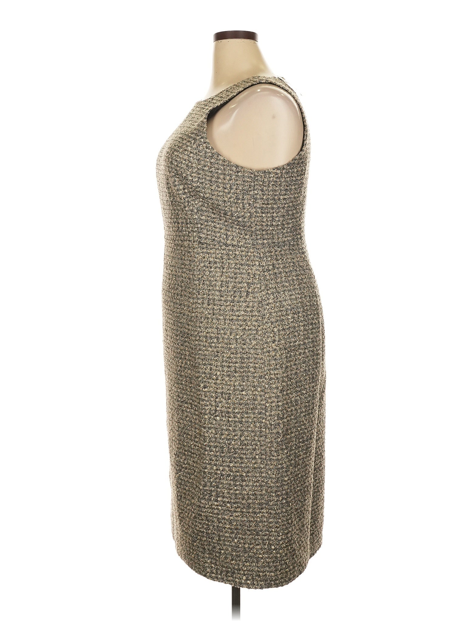 4 size - 18 W