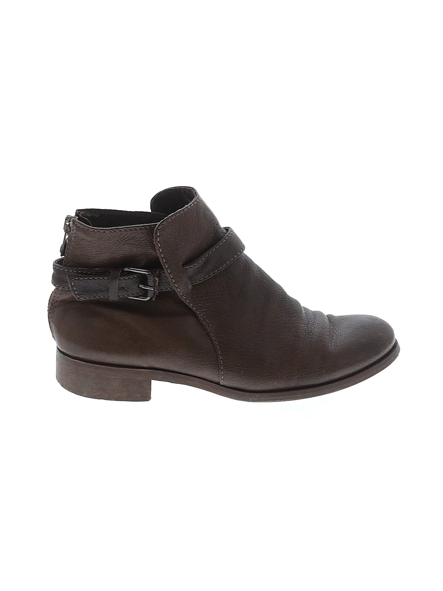 1 shoe size - 8