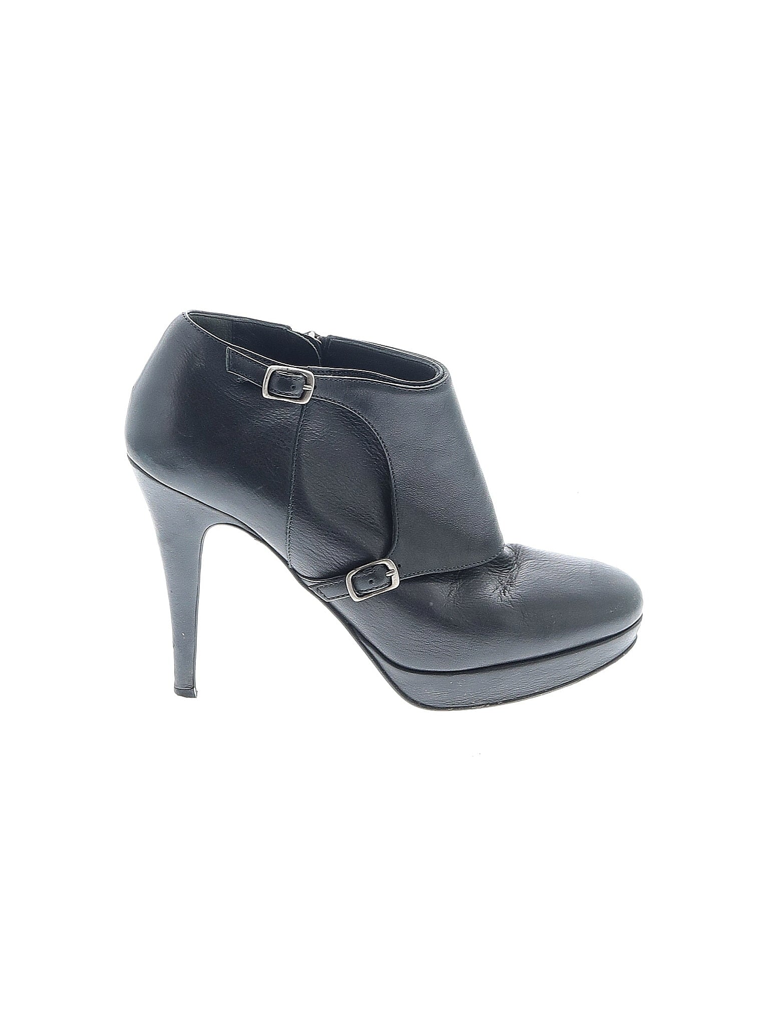 1 shoe size - 8