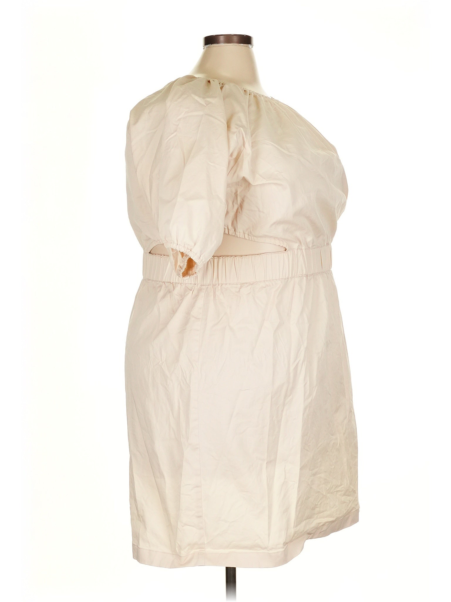 3 size - 22 W