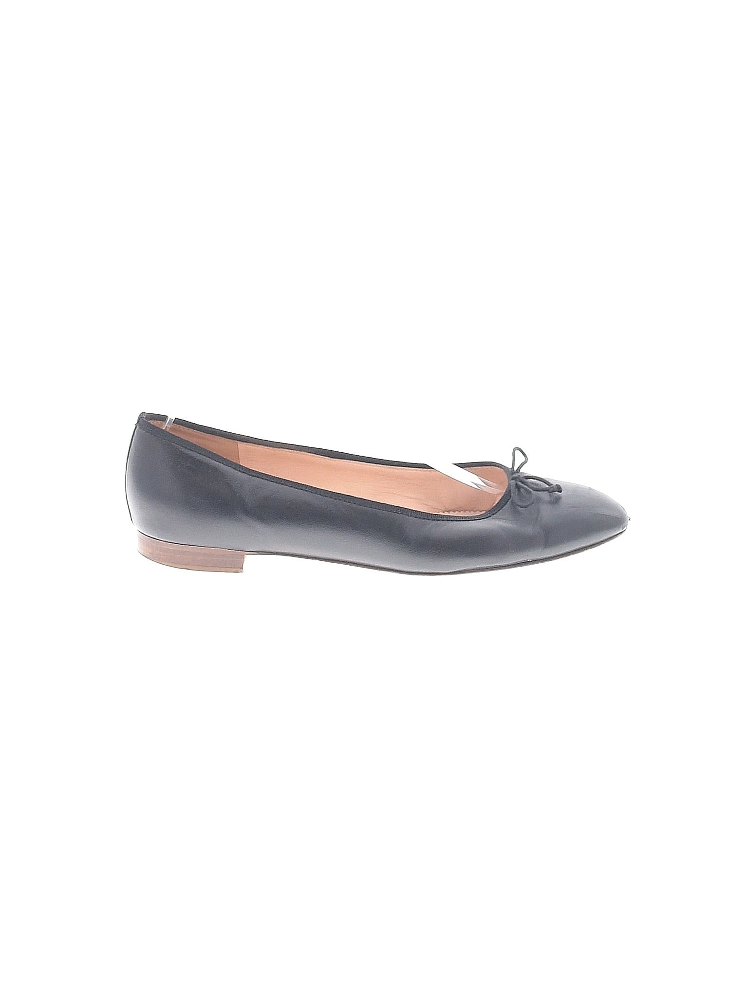 1 shoe size - 8