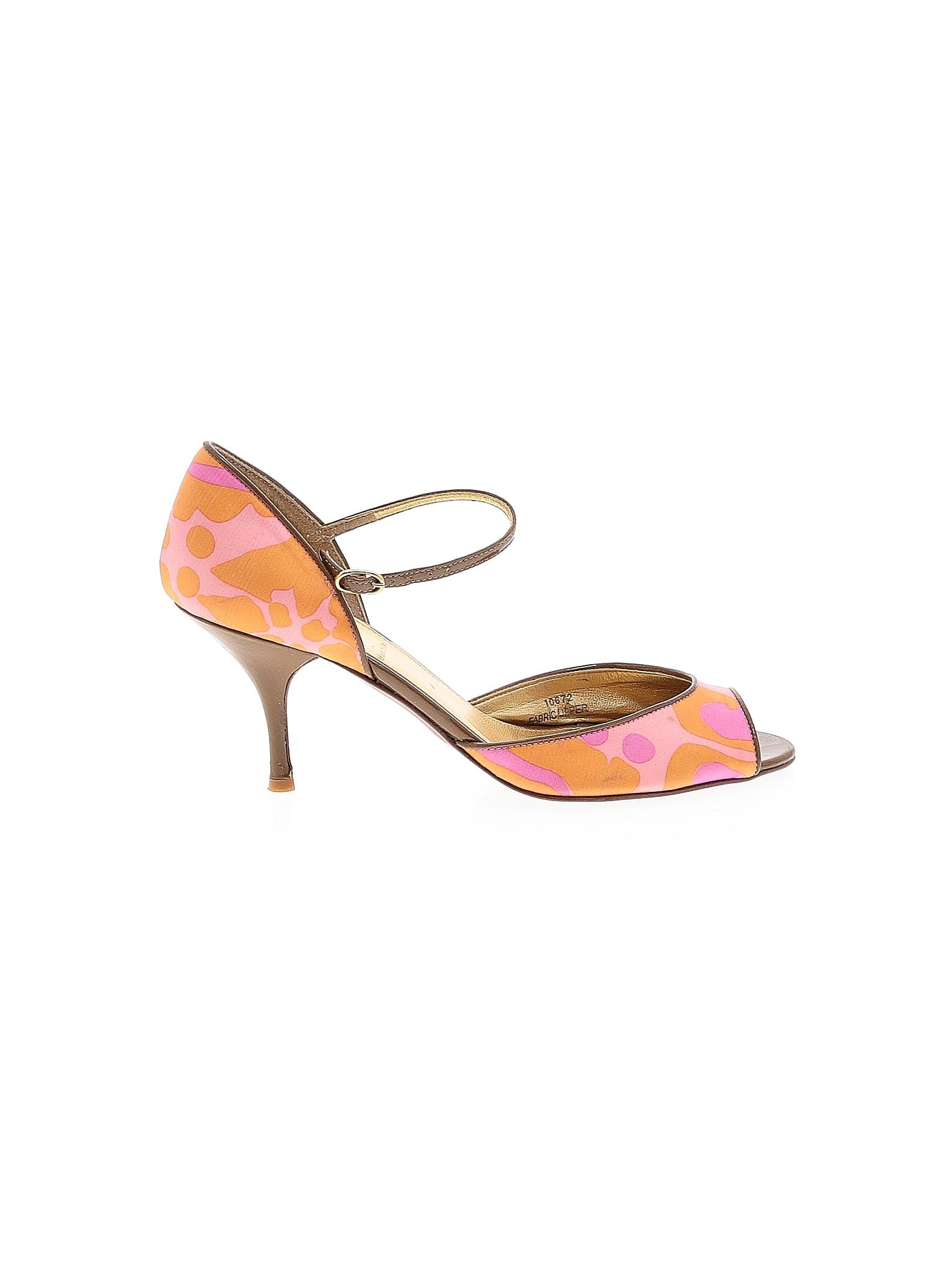 1 shoe size - 8
