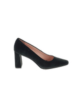 1 shoe size - 8
