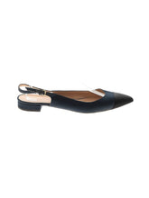 1 shoe size - 10