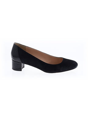 1 shoe size - 9