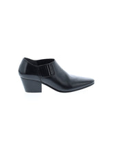 1 shoe size - 6