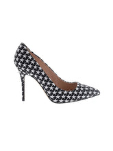 1 shoe size - 9
