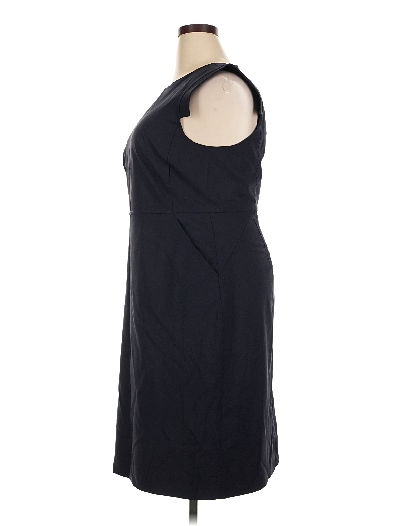 4 size - 18 W