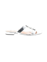 1 shoe size - 9