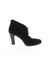 1 shoe size - 8 1/2