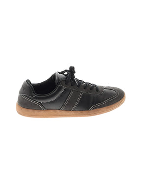 1 shoe size - 7