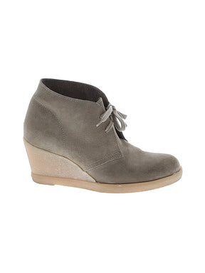 1 shoe size - 7