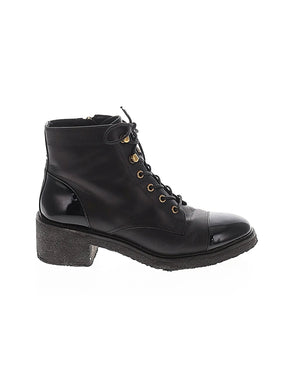 1 shoe size - 7