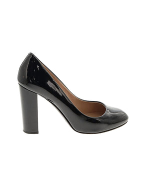 1 shoe size - 8