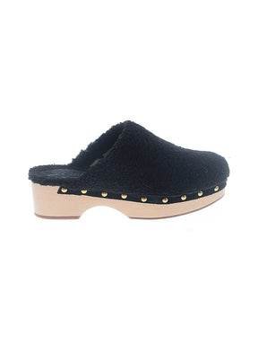 1 shoe size - 9