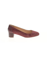 1 shoe size - 10