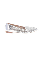 1 shoe size - 8