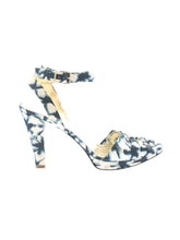 1 shoe size - 8 1/2