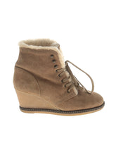 1 shoe size - 6