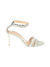1 shoe size - 7 1/2