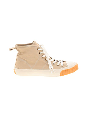 1 shoe size - 8