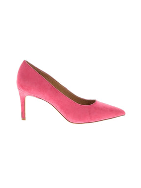 1 shoe size - 8