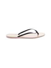 1 shoe size - 7