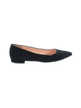 1 shoe size - 8