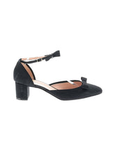1 shoe size - 12
