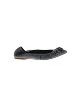 1 shoe size - 8