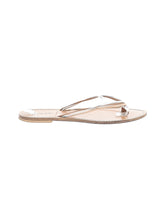 1 shoe size - 8