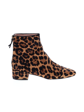1 shoe size - 8