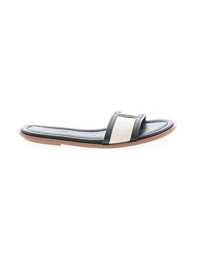 1 shoe size - 8