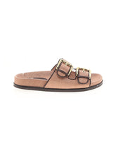 1 shoe size - 7