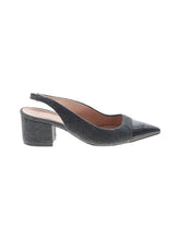 1 shoe size - 8 1/2