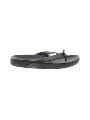 1 shoe size - 8