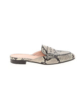 1 shoe size - 7