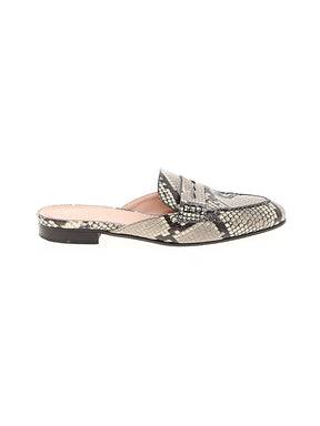 1 shoe size - 7