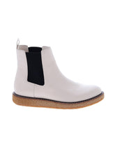 1 shoe size - 10