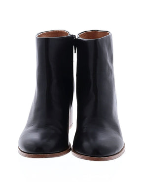 2 shoe size - 9
