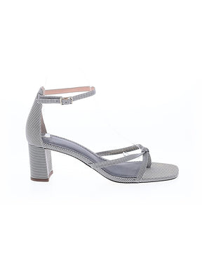 1 shoe size - 7 1/2