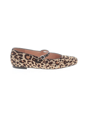 1 shoe size - 8