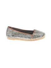 1 shoe size - 8