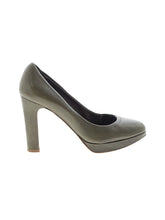 1 shoe size - 9 1/2