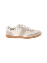 1 shoe size - 8