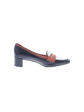 1 shoe size - 9